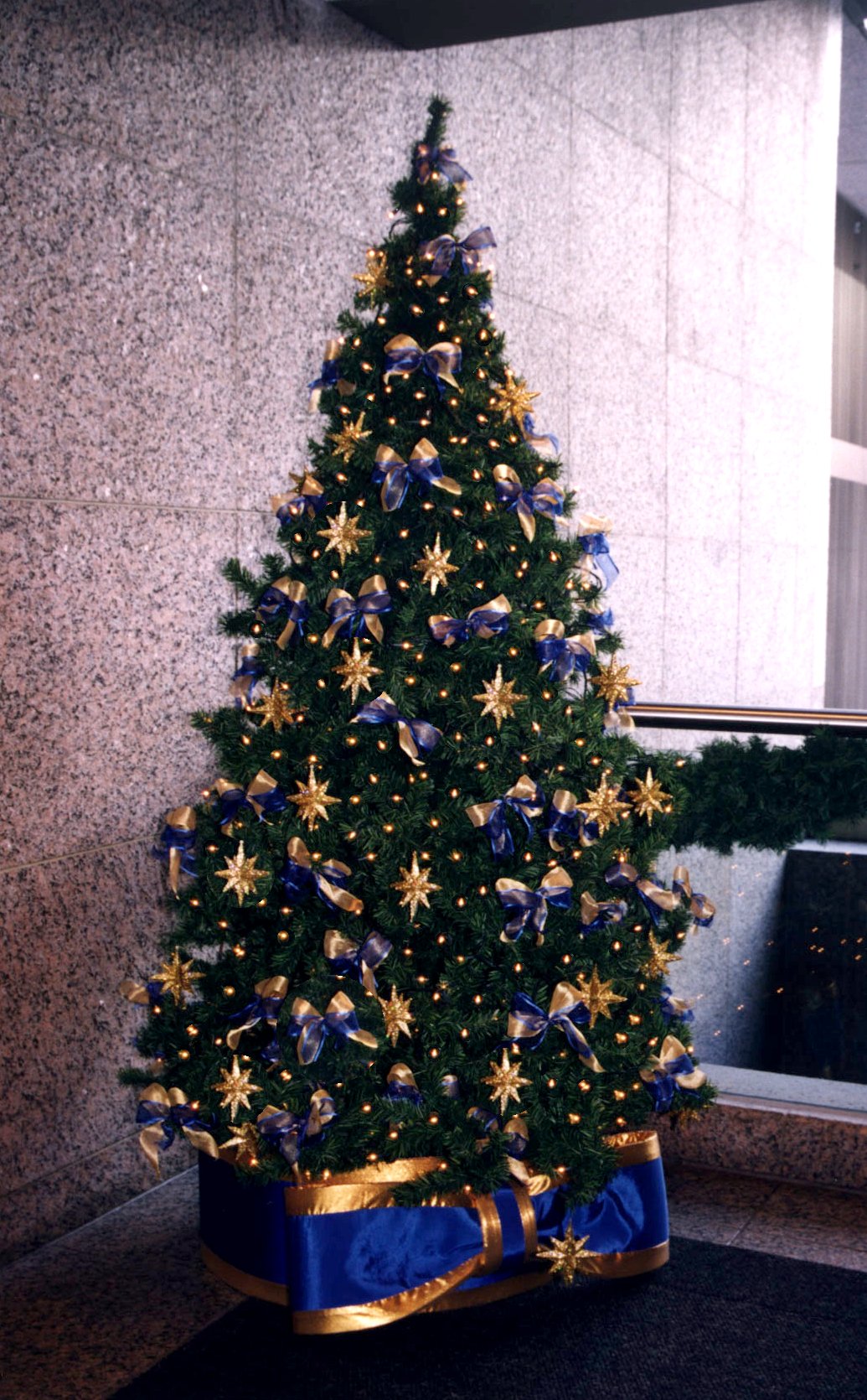 corporate christmas decor corporate christmas decor