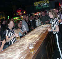 Shuffle-pint-table--Vinnies.jpg (139523 bytes)